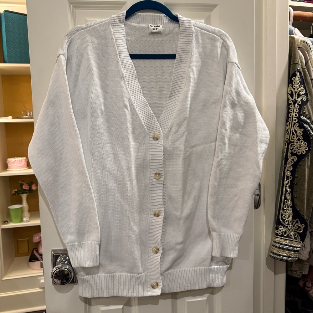 Sunday Best Long Button Down V-Neck Cardigan White size XS Preppy Academia Boho